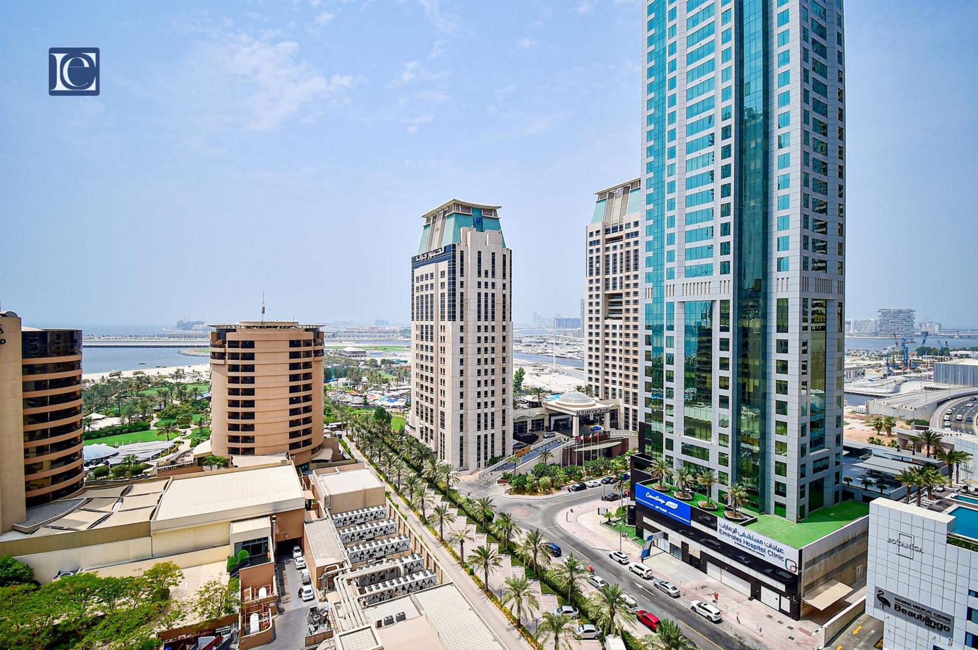 Luxury Escapes - Furnished Studio With Balcony In Royal Oceanic Dubai Exteriör bild