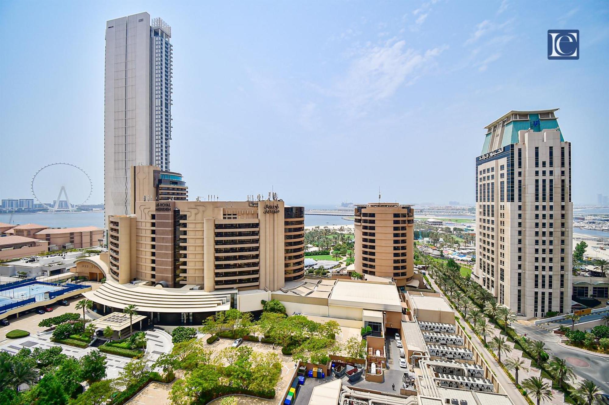 Luxury Escapes - Furnished Studio With Balcony In Royal Oceanic Dubai Exteriör bild